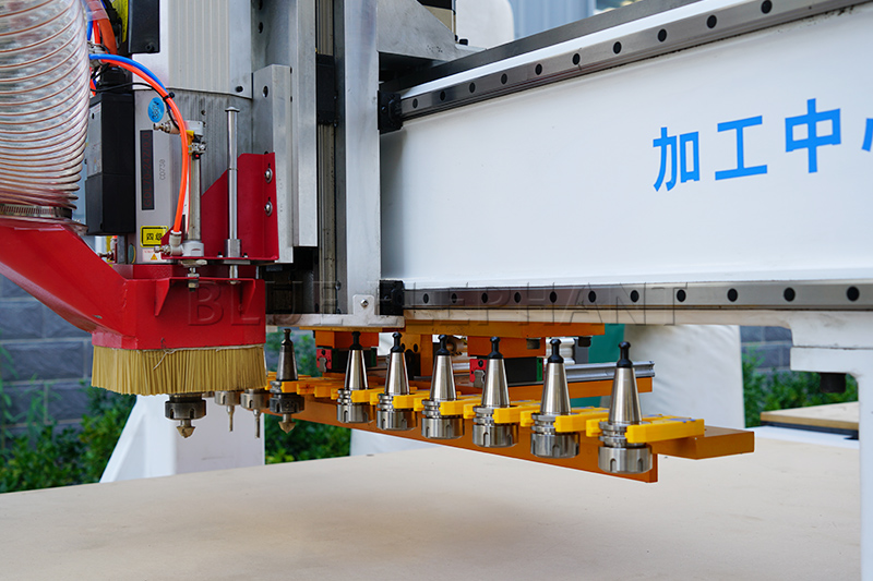 双工位直排换刀加工中心