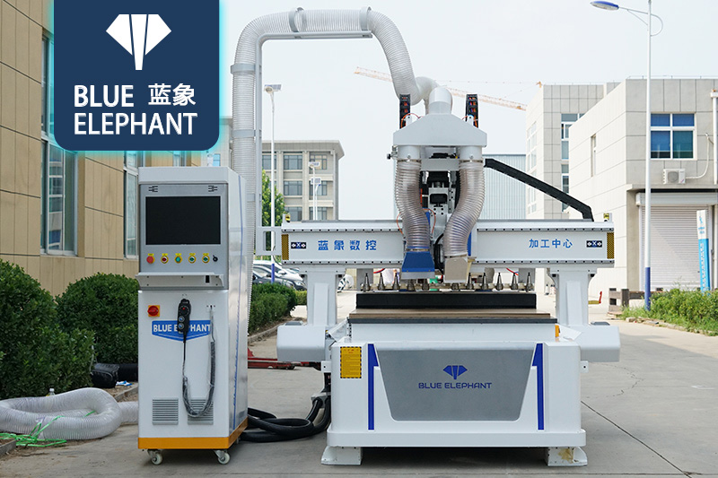 定制家具生产线