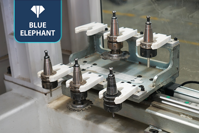 自动换刀数控六面钻