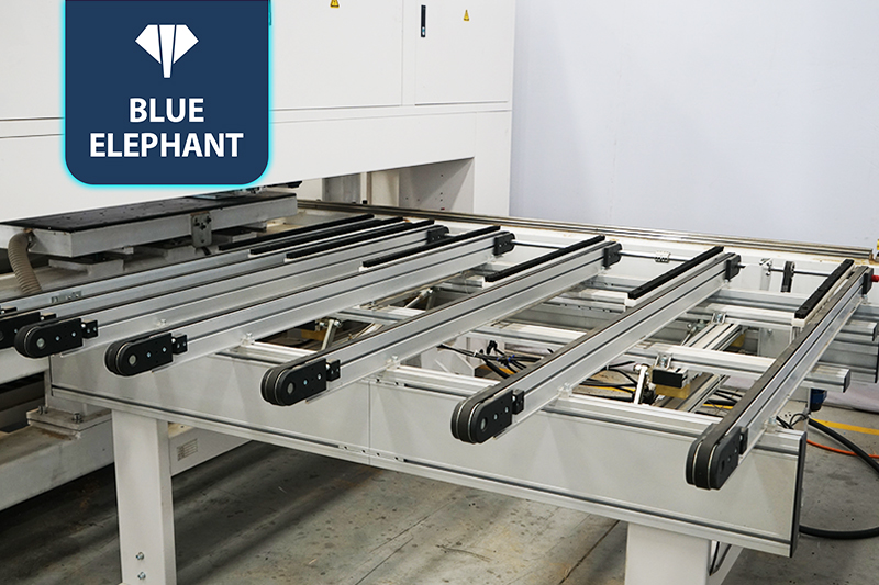 自动换刀数控六面钻